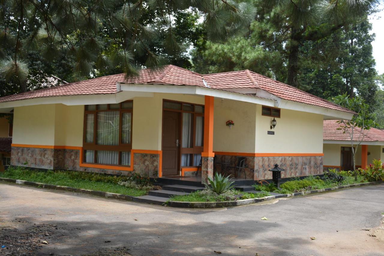 Arra Lembah Pinus Ξενοδοχείο Puncak Εξωτερικό φωτογραφία