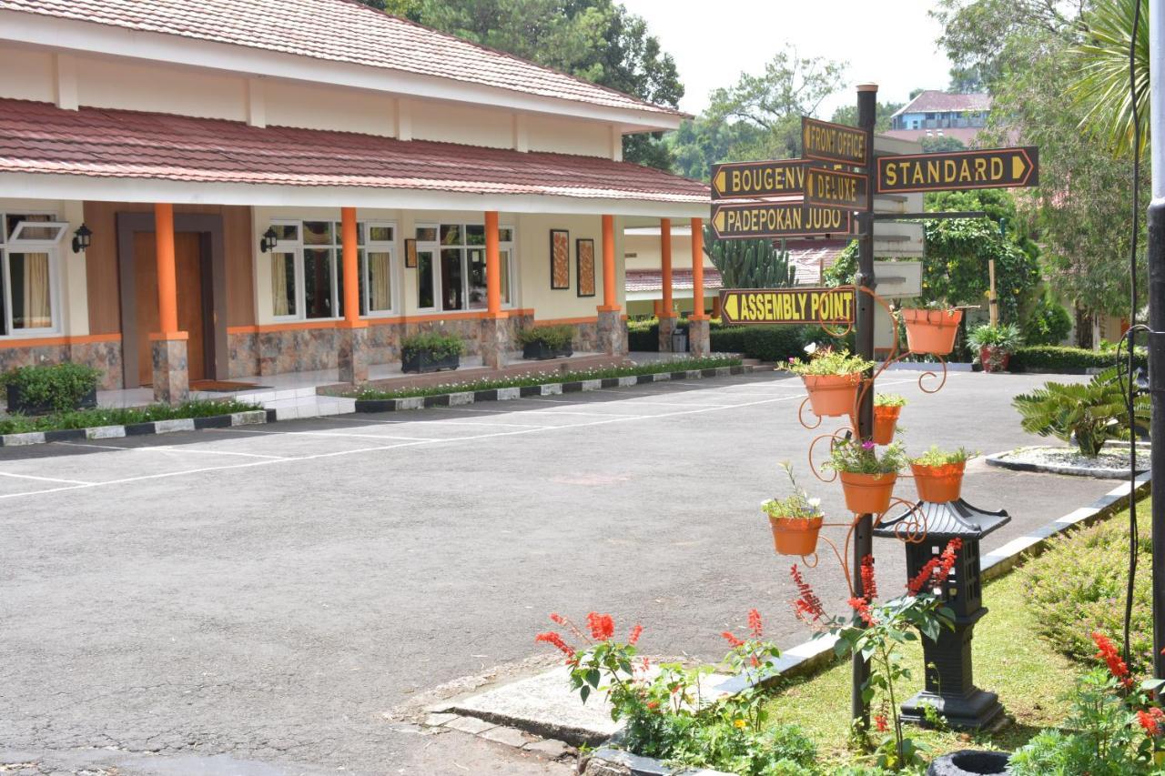 Arra Lembah Pinus Ξενοδοχείο Puncak Εξωτερικό φωτογραφία