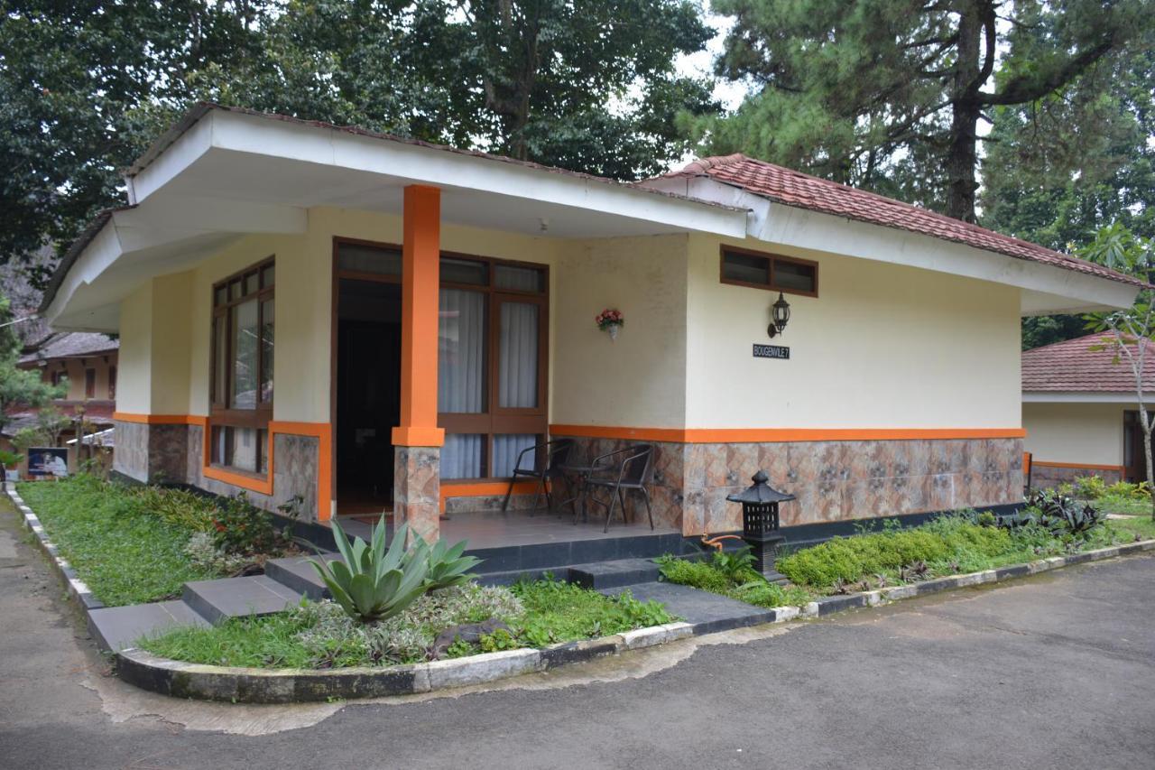 Arra Lembah Pinus Ξενοδοχείο Puncak Εξωτερικό φωτογραφία